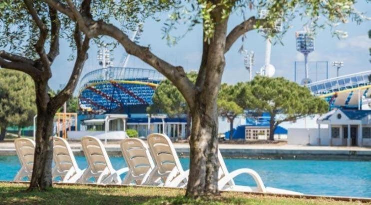 Mirna Stress Free Vol.2 Umag